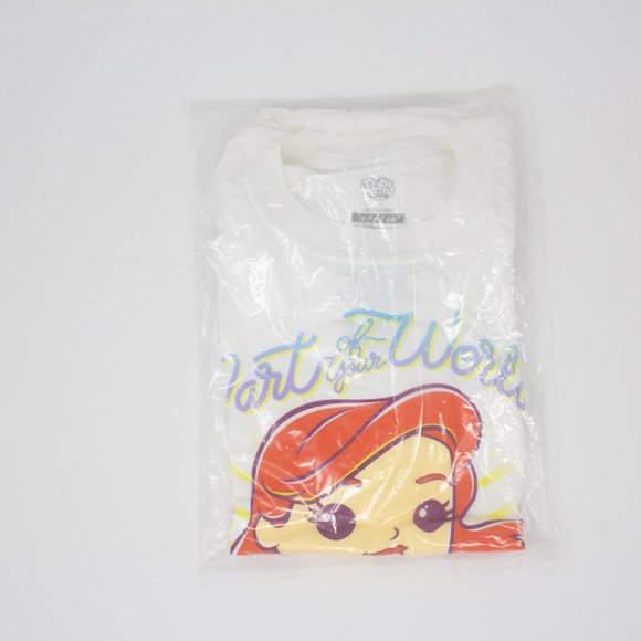 Funko POP! Collectors: The Little Mermaid Shirt - Picture 2 of 5